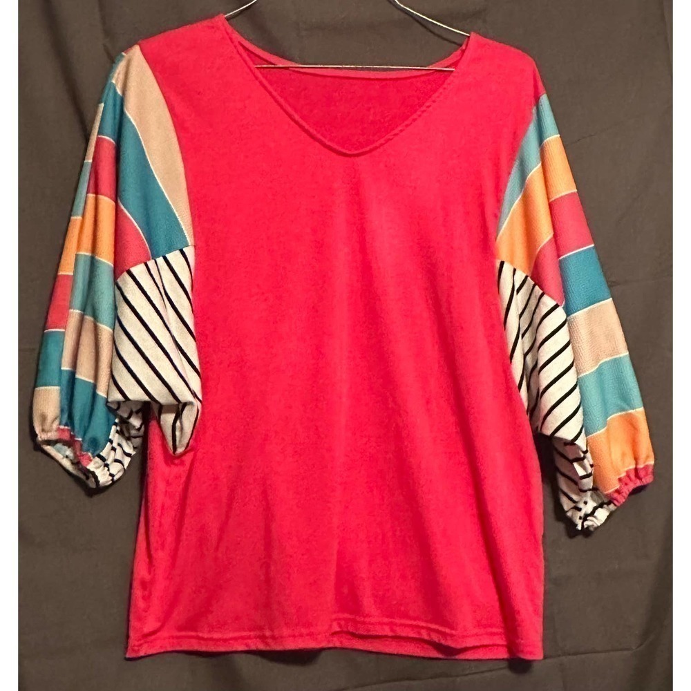 Zesica Rose & Green Stripe V-Neck Dolman Top Sz M